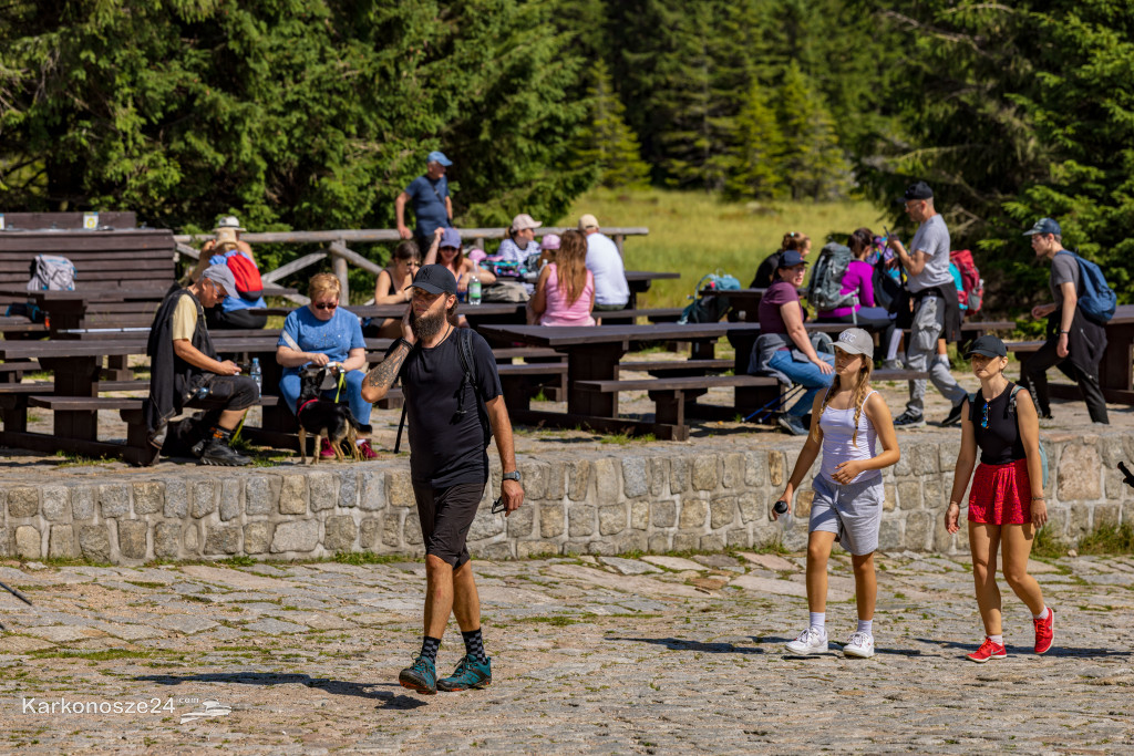 Turyści w Karkonoszach